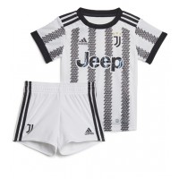 Juventus Fußballbekleidung Heimtrikot Kinder 2022-23 Kurzarm (+ kurze hosen)